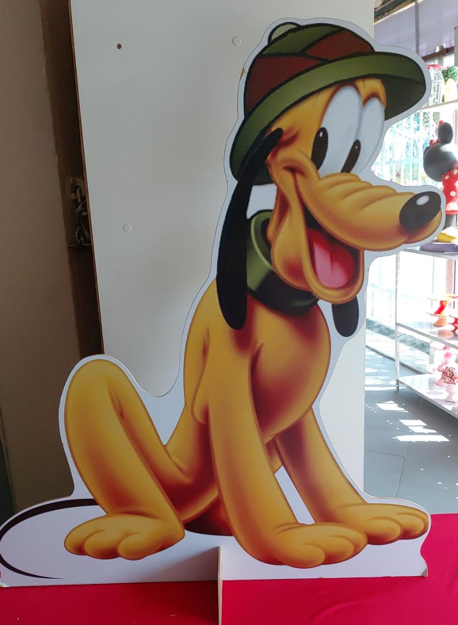 Display Chão Pluto - Mickey Safari - Boutique festa locações 