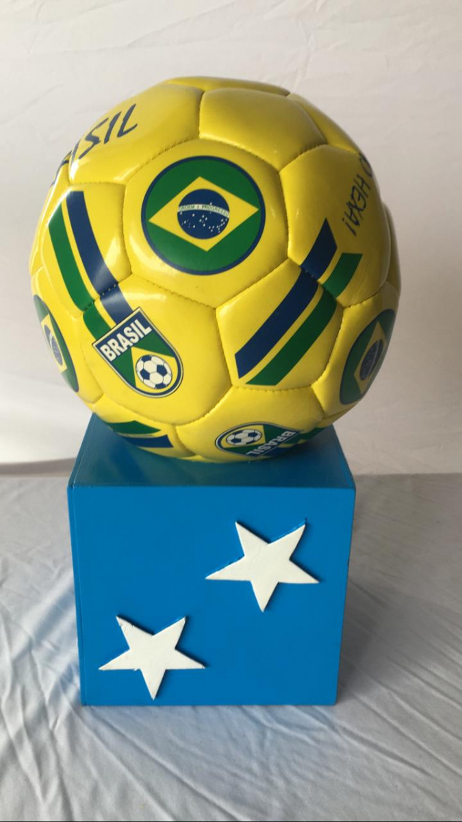 Bola de Futebol Seleção Brasileira - Boutique festa locações 