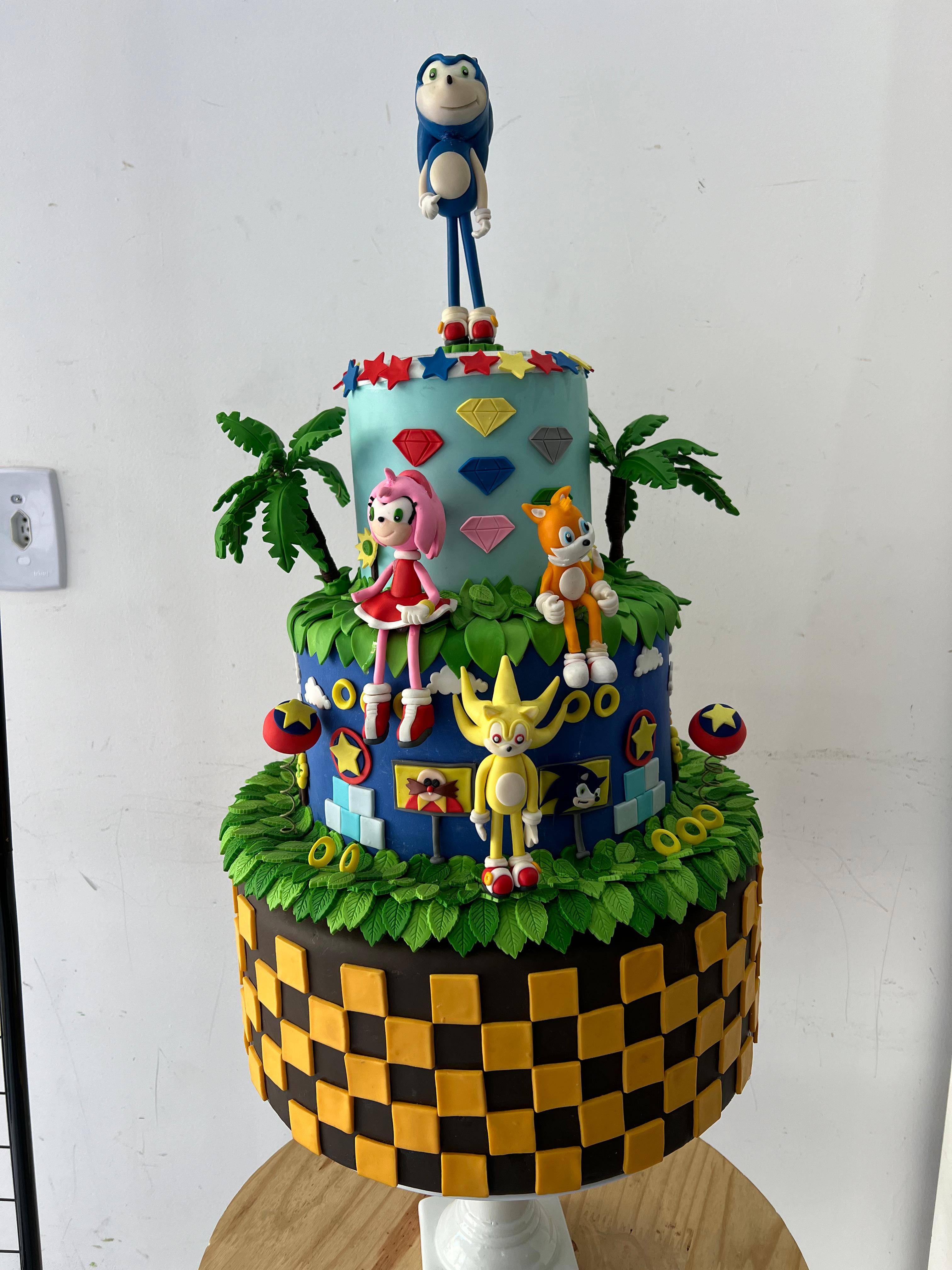 Bolo Fake  Sonic Biscuit Com Topo - Boutique festa locações 