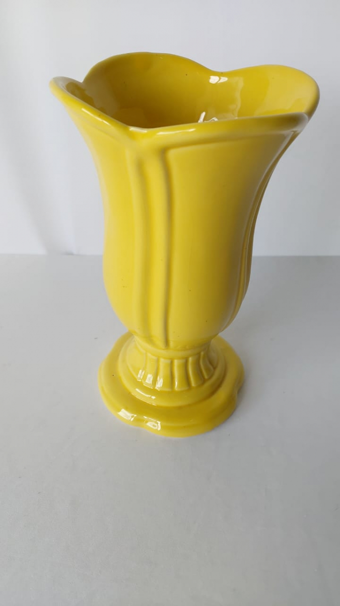Vaso Amarelo Porcelana P - Boutique festa locações 