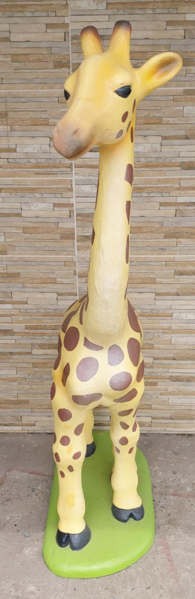 Girafa Fibra Grande Safari/ Circo - Boutique festa locações 