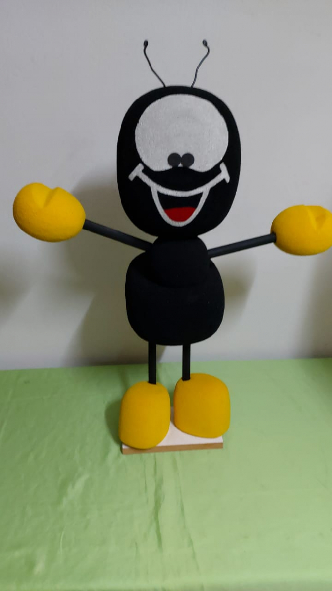 Formiga Smilinguido - Boutique festa locações 