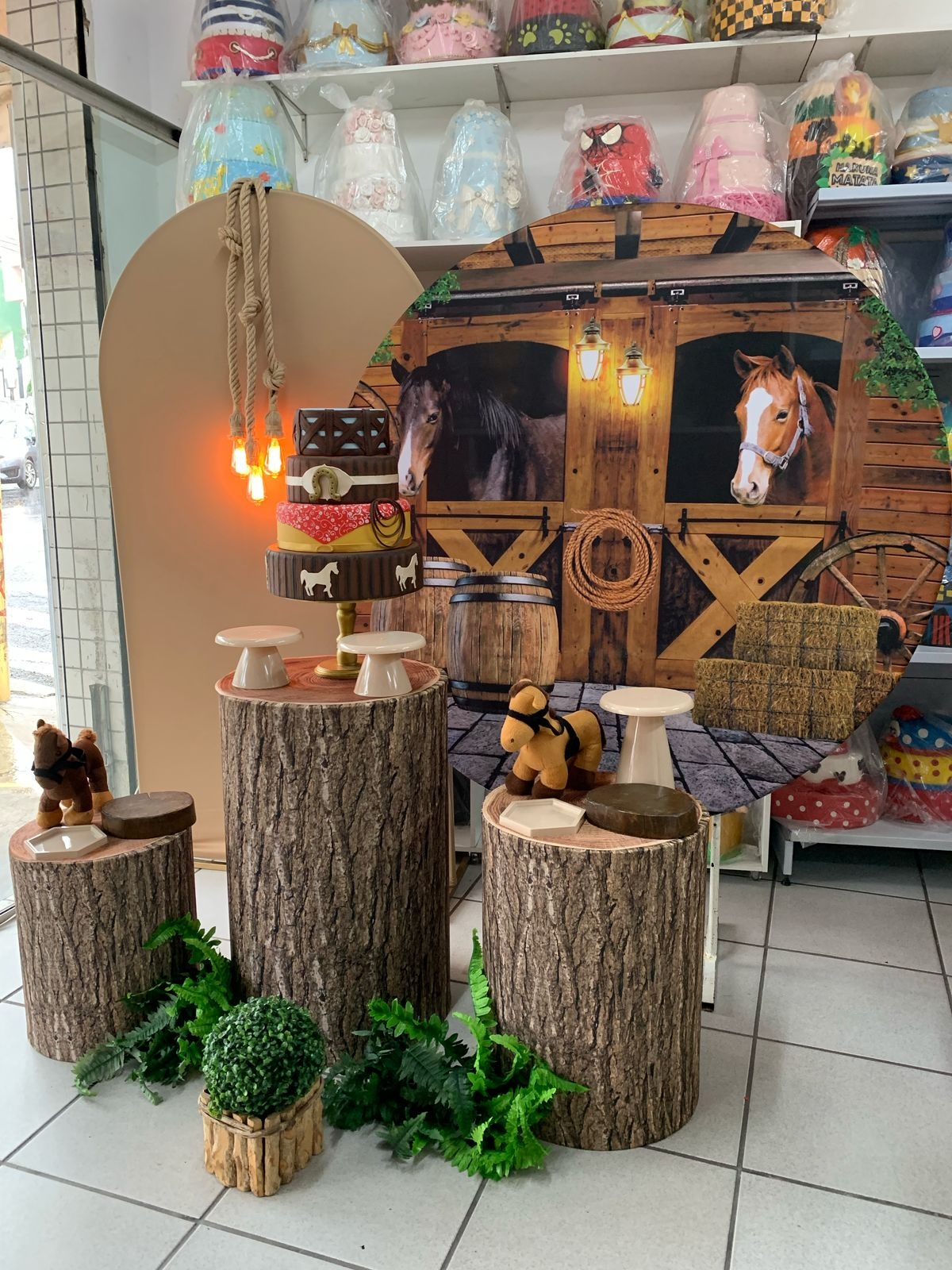 Cavalo - Boutique festa locações 