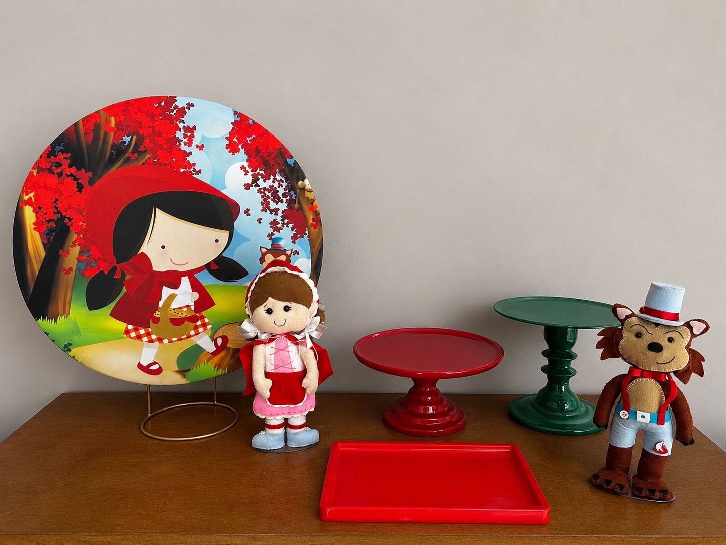 Chapeuzinho Vermelho - Boutique festa locações 