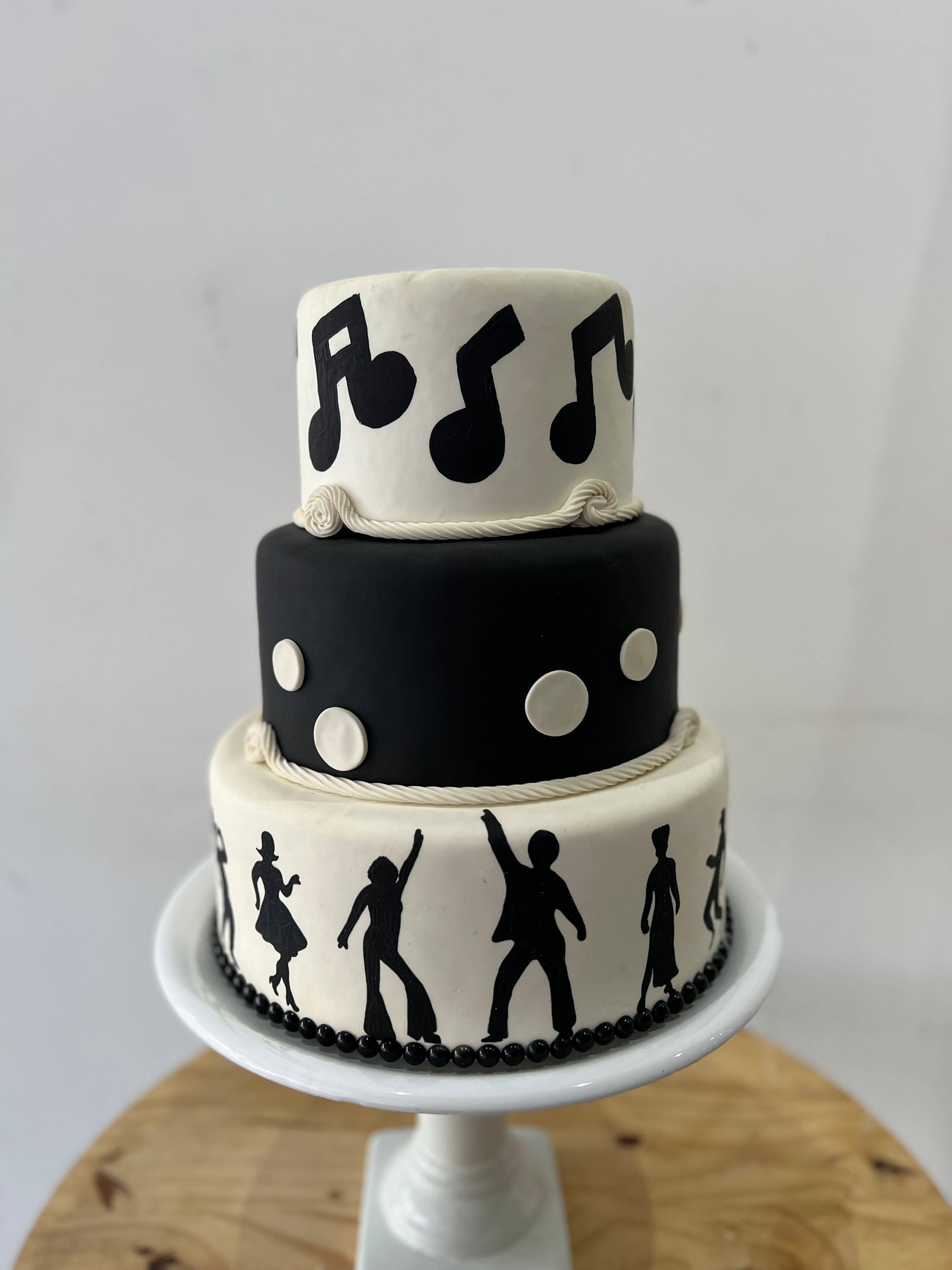 Bolo Fake  Anos 60 Biscuit - Boutique festa locações 