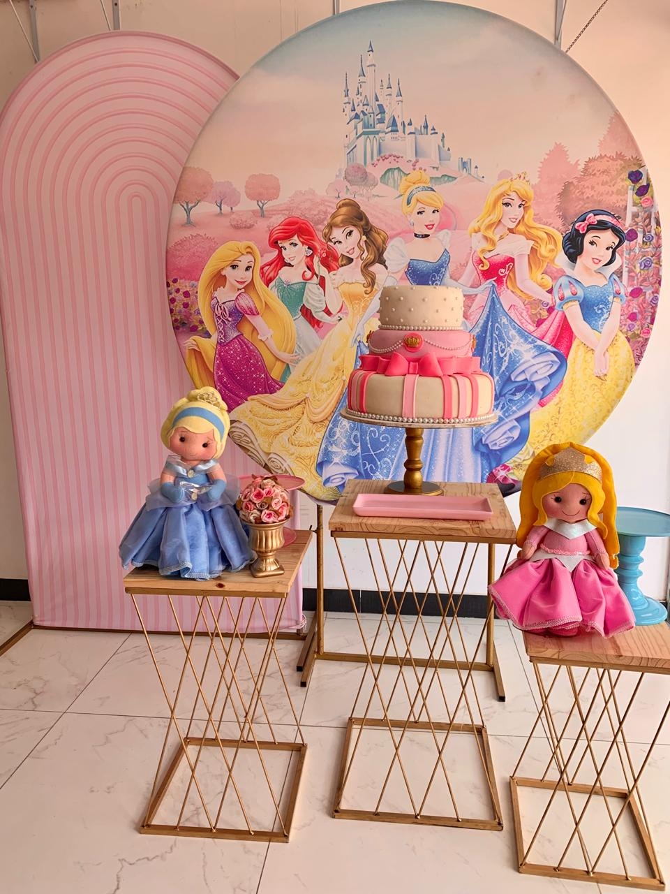 Princesas - Boutique festa locações 