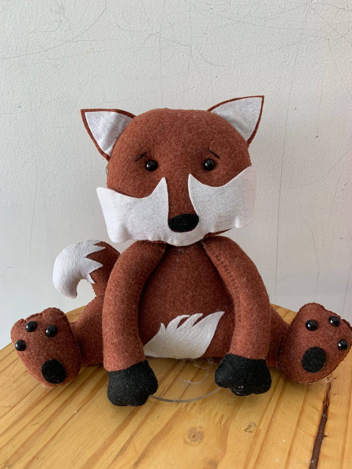 Raposa Pequeno Príncipe Feltro Bosque - Boutique festa locações 
