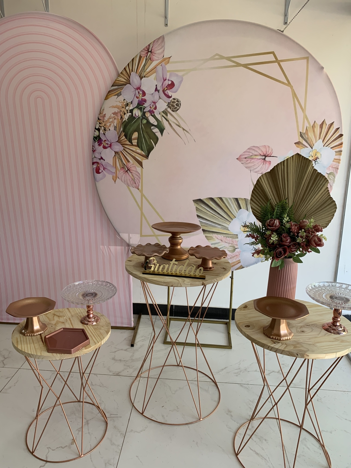 Floral Gratidão - Boutique festa locações 