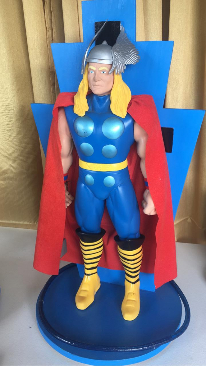 Thor Grande Heróis Vingadores - Boutique festa locações 