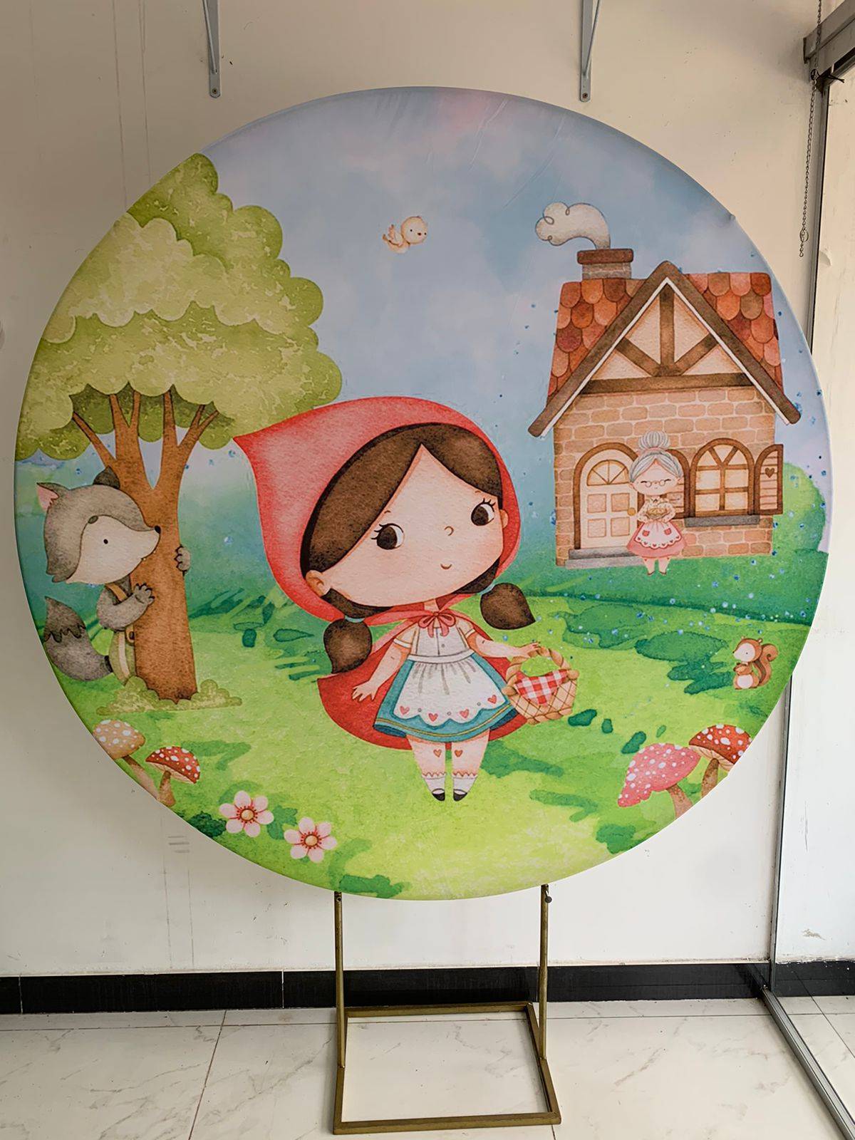 Capa Painel  Chapeuzinho Vermelho 1,50M - Boutique festa locações 