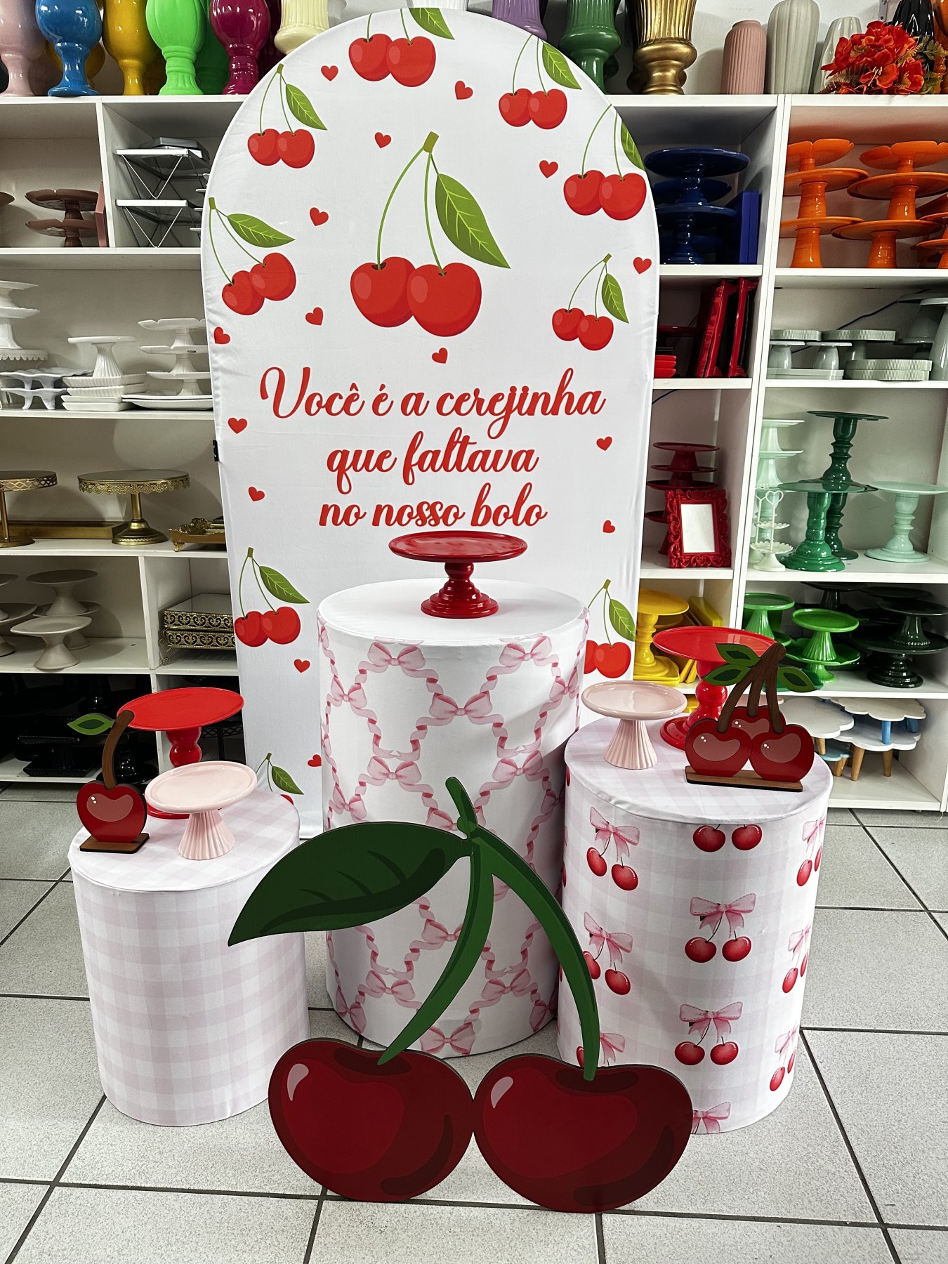 Cerejinha - Boutique festa locações 
