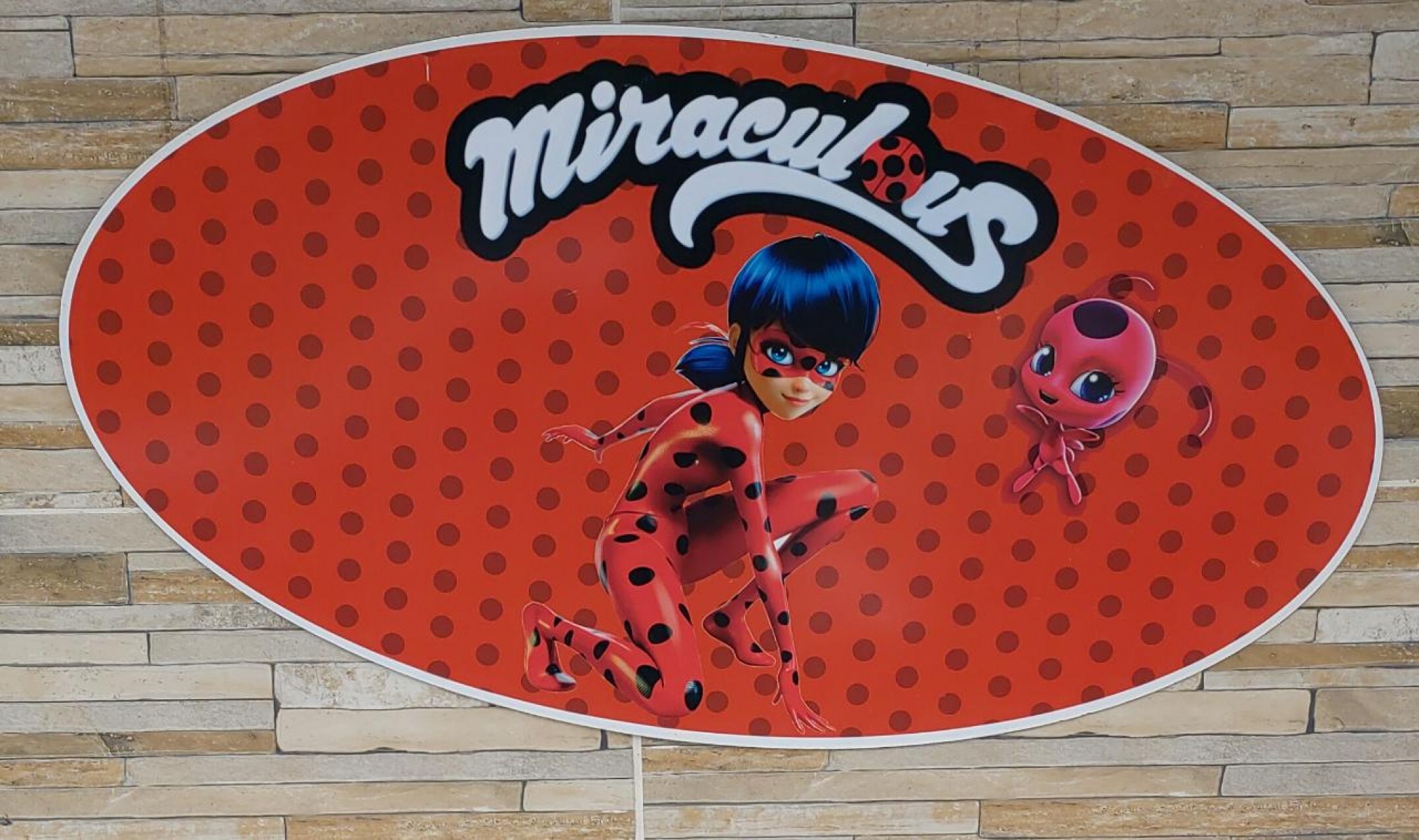 Elipse Miraculous Lady Bug - Boutique festa locações 
