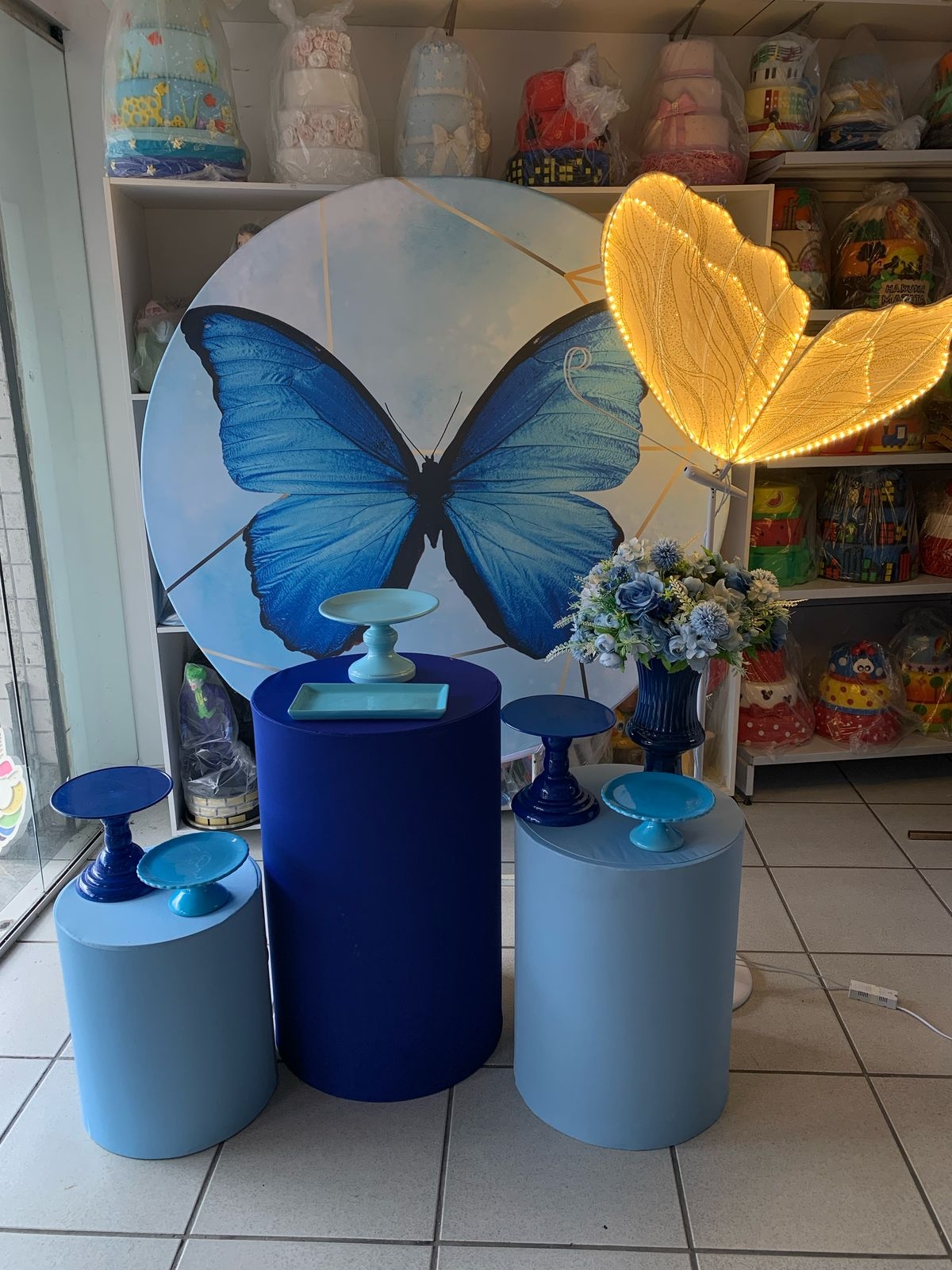 Borboleta Azul - Boutique festa locações 