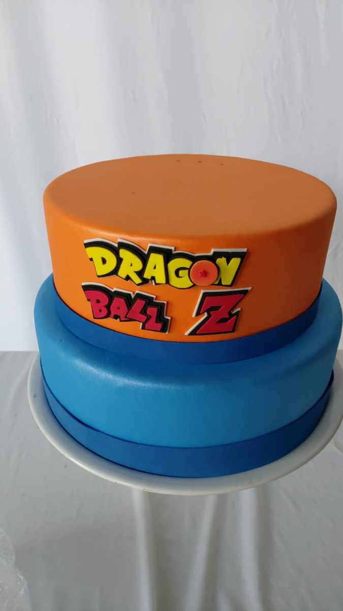 Bolo Fake  Dragon Balz     Eva - Boutique festa locações 