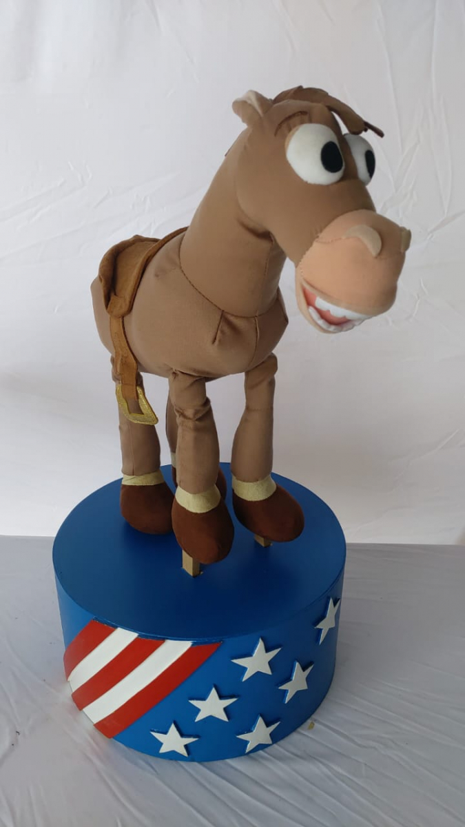 Cavalo Bala No Alvo Toy Story - Boutique festa locações 