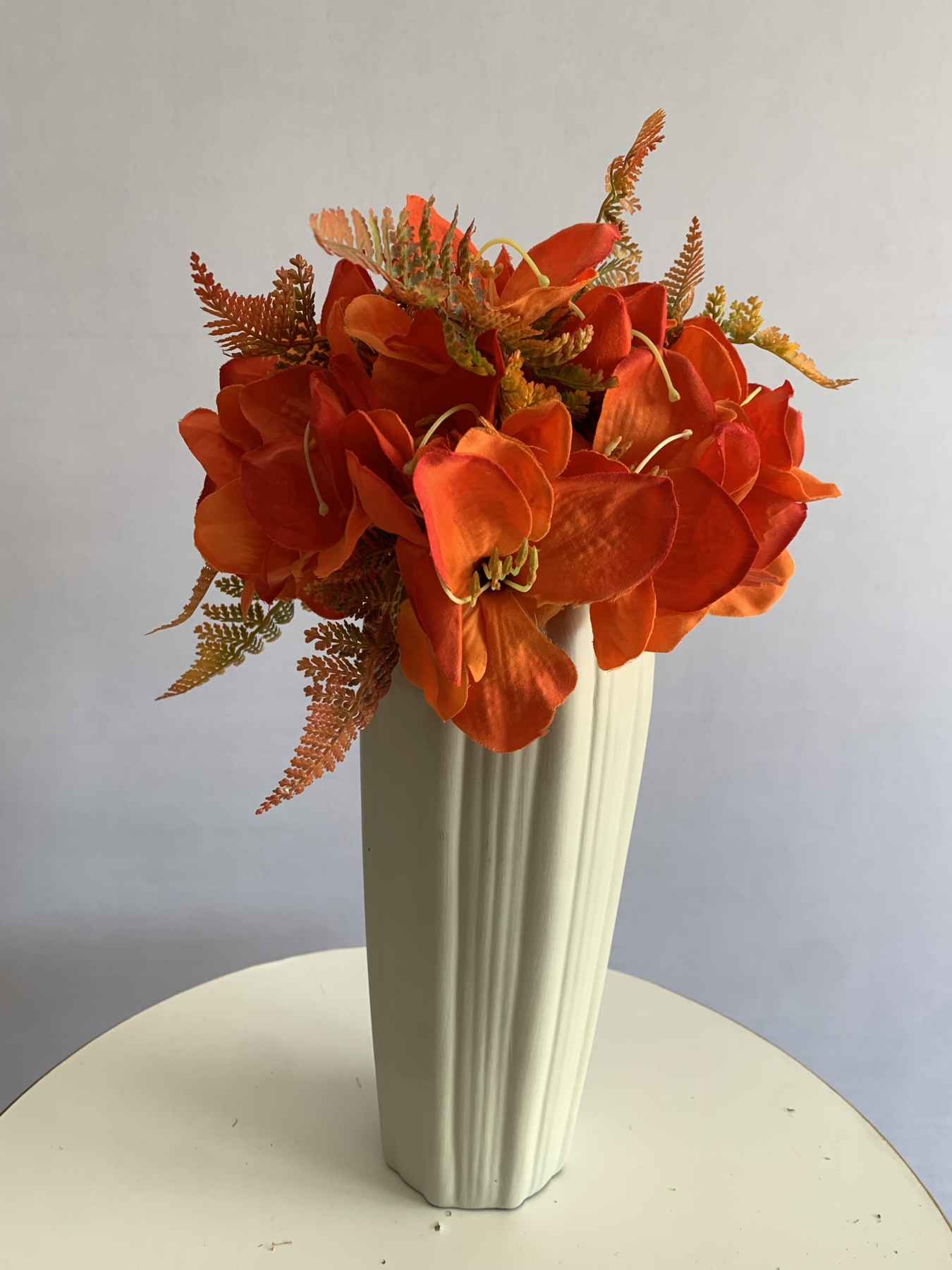 Arranjo de  Flores Laranja - Boutique festa locações 