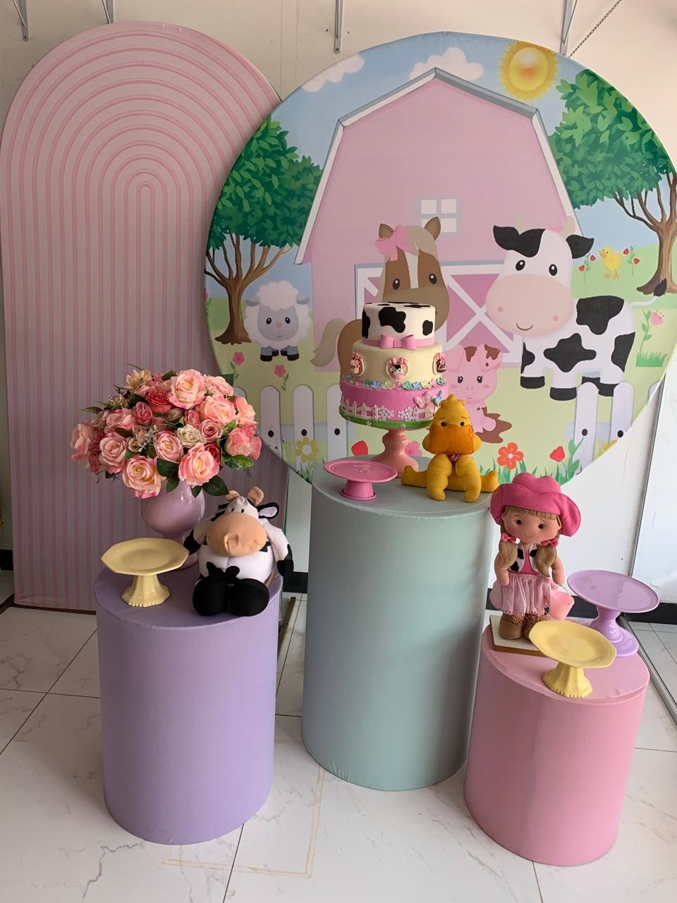 Fazendinha Rosa - Boutique festa locações 