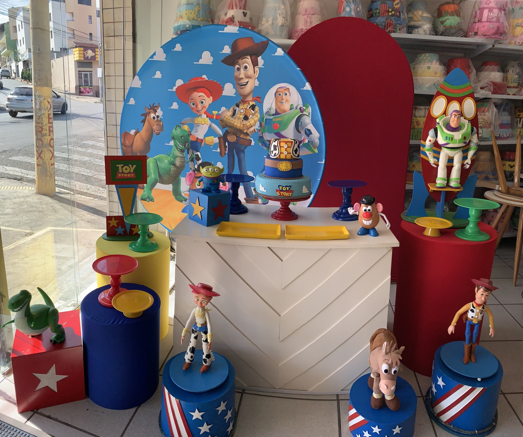 Toy Story - Boutique festa locações 