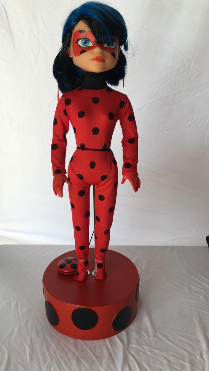 Ladybug Grande Boneca - Boutique festa locações 