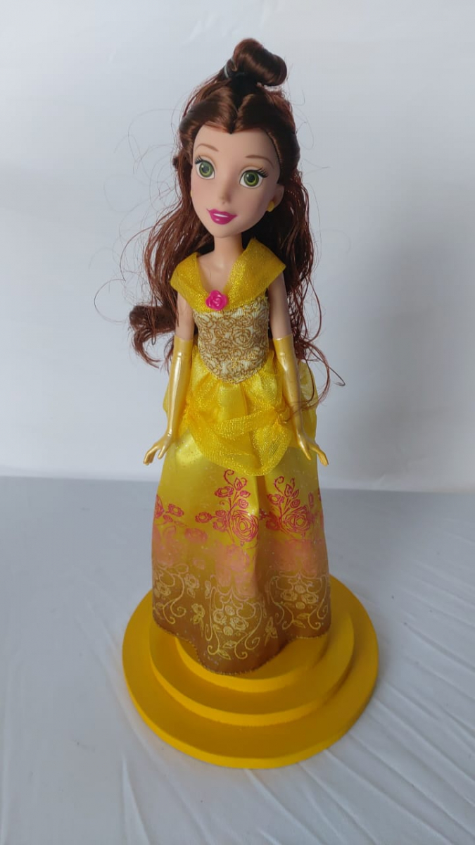 Boneca Princesa Bela (Bela E A Fera) - Boutique festa locações 