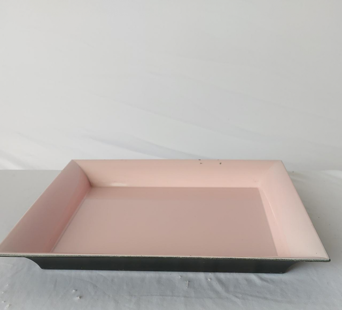 Bandeja Rosa Candy Quadrada Plástico - Boutique festa locações 