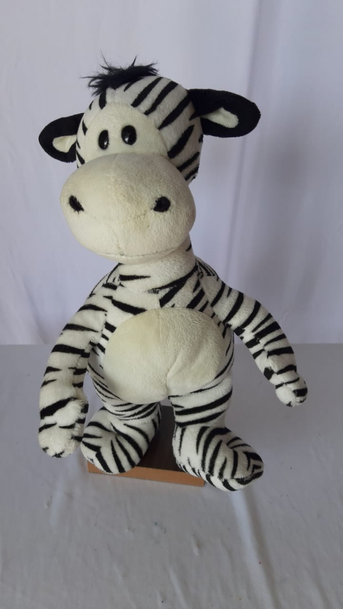 Pelúcia Zebra P Safari - Boutique festa locações 