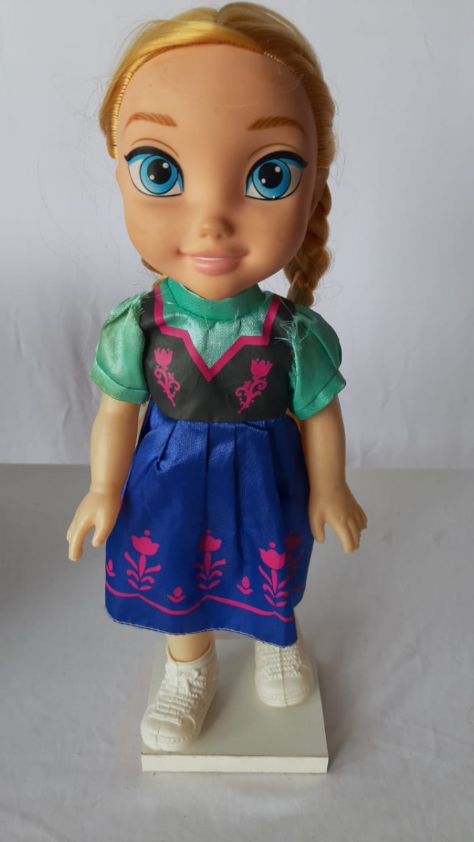 Boneca Ana  Frozen - Boutique festa locações 