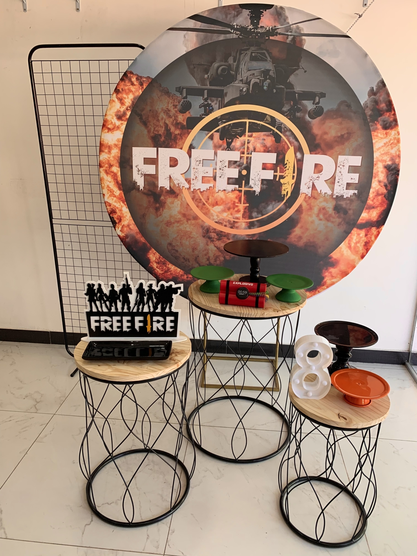 Free Fire 4 - Boutique festa locações 