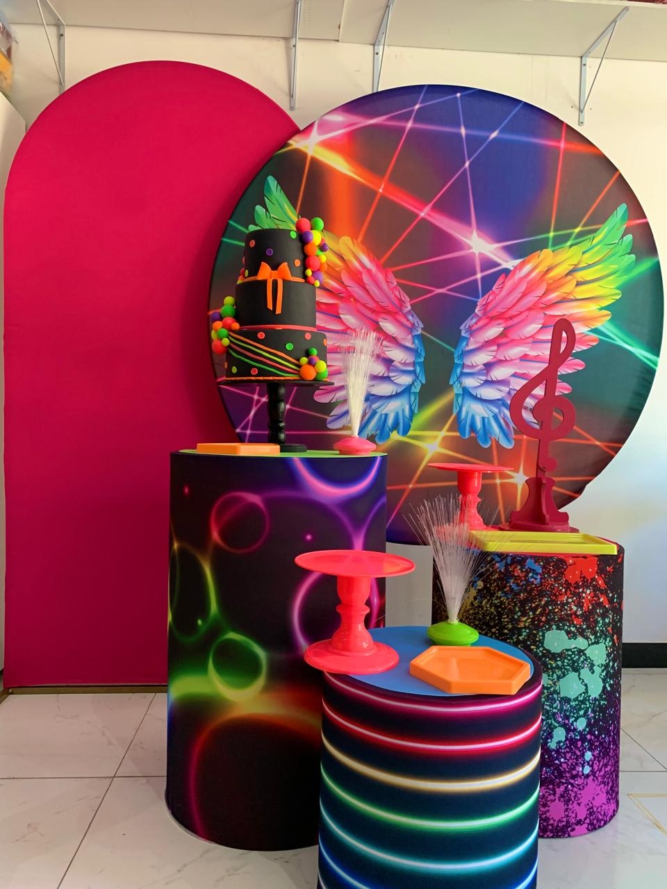 Neon - Boutique festa locações 