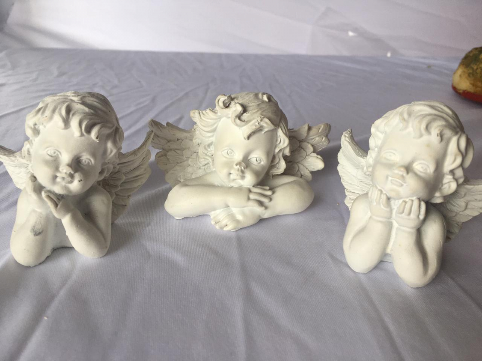 Trio Mini Anjos Porcelana Batizado - Boutique festa locações 