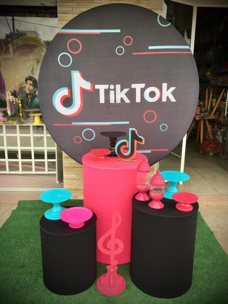 Tik Tok - Boutique festa locações 