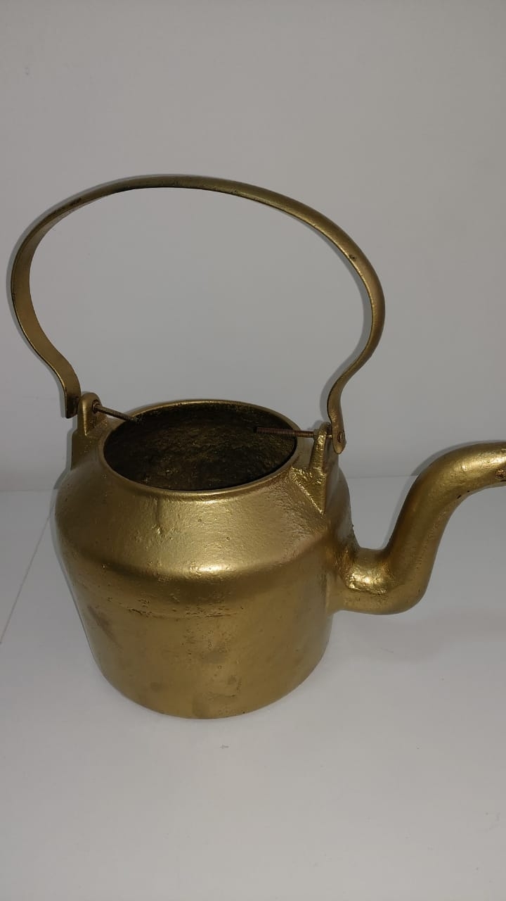 Bule Grande Dourado - Boutique festa locações 
