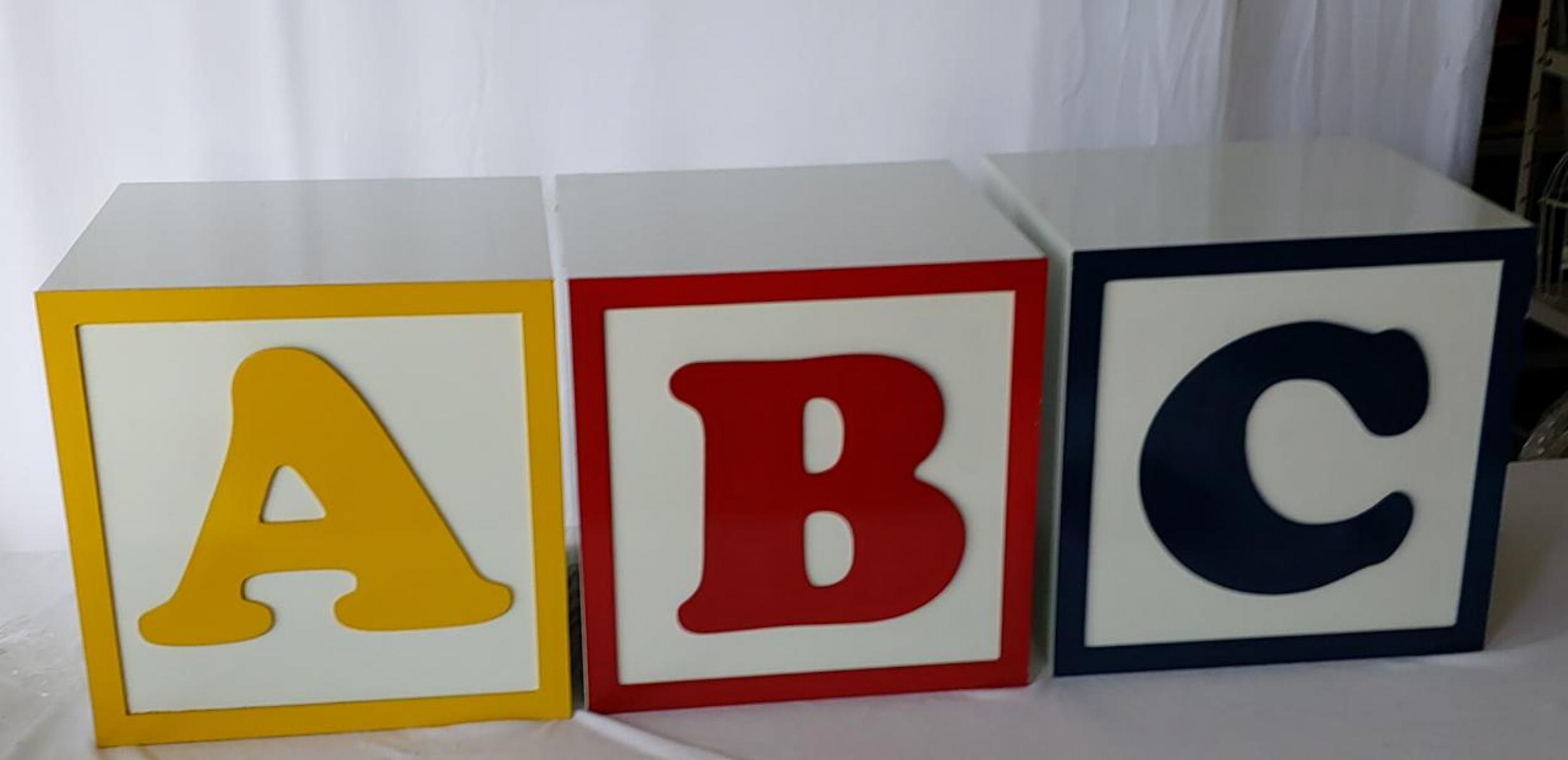 Cubo Letras Abc - Boutique festa locações 