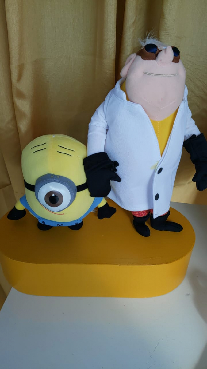 Dupla Minions E Cientista - Boutique festa locações 