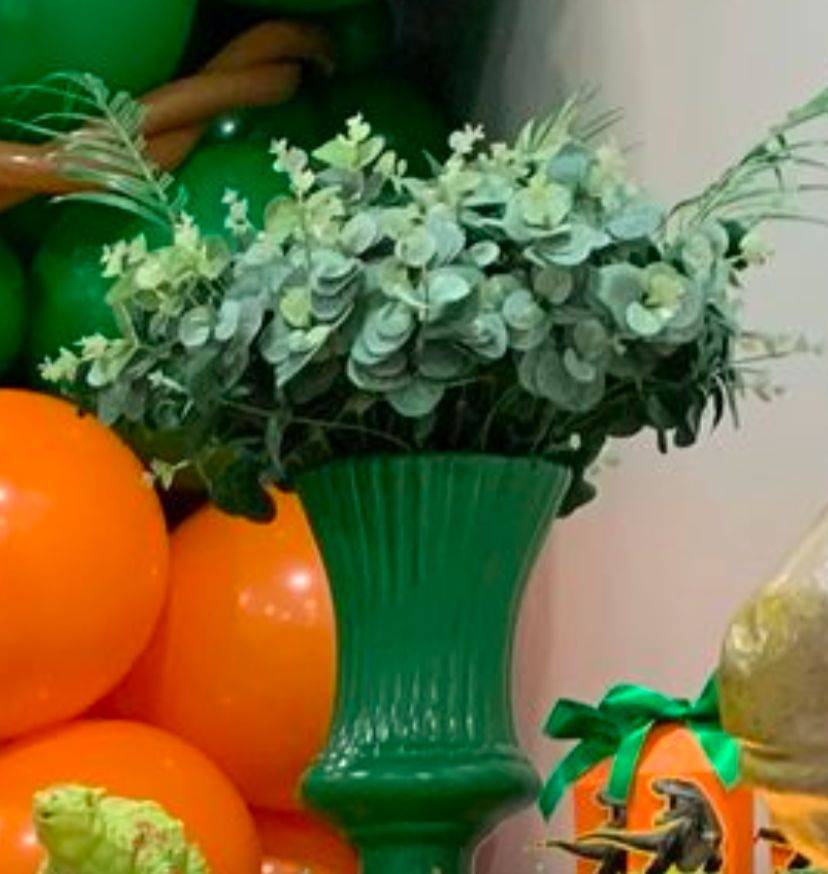 Arranjo Folhagens - Boutique festa locações 