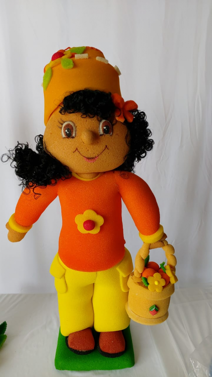 Boneca Moranguinho Espuma - Boutique festa locações 