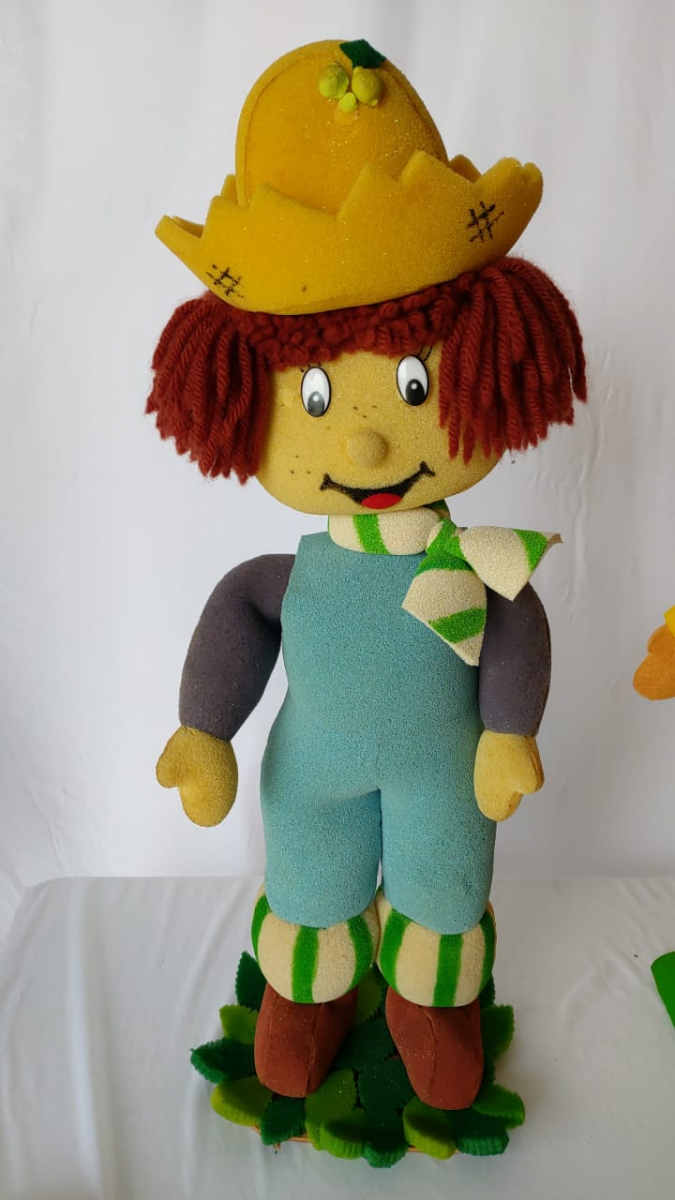 Boneco Moranguinho Espuma - Boutique festa locações 