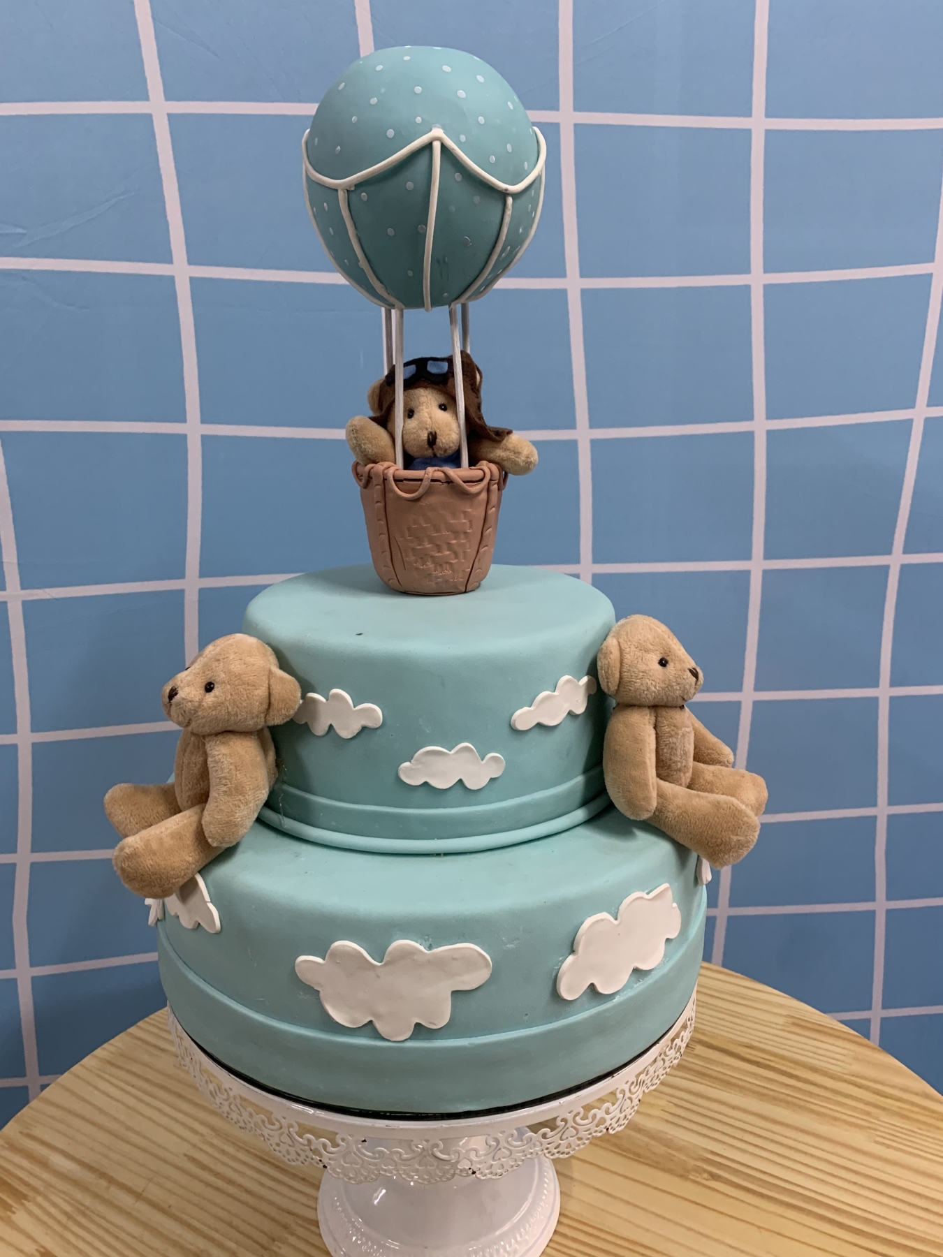 Bolo Fake  Urso Biscuit - Boutique festa locações 