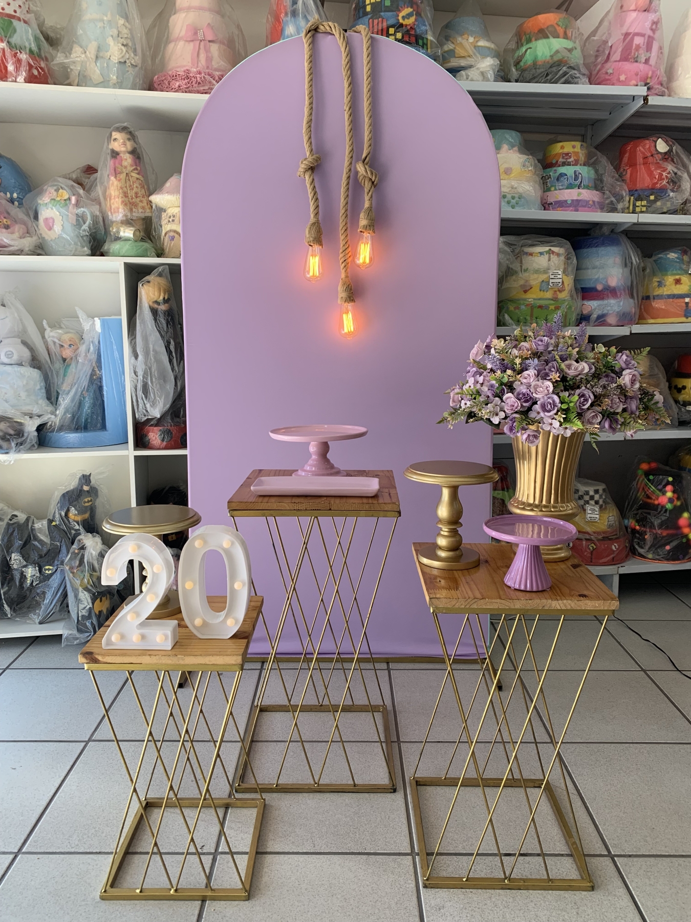 Adulto Lilás - Boutique festa locações 