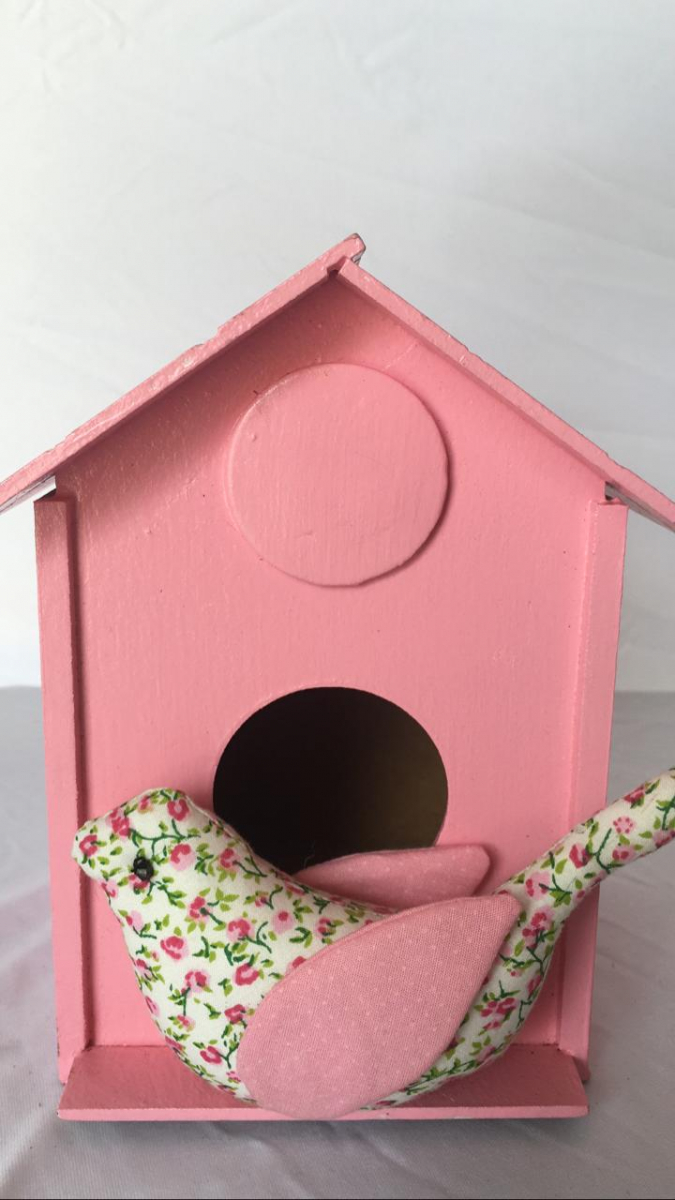 Casinha Rosa C/ Pássaro 2 Jardim - Boutique festa locações 