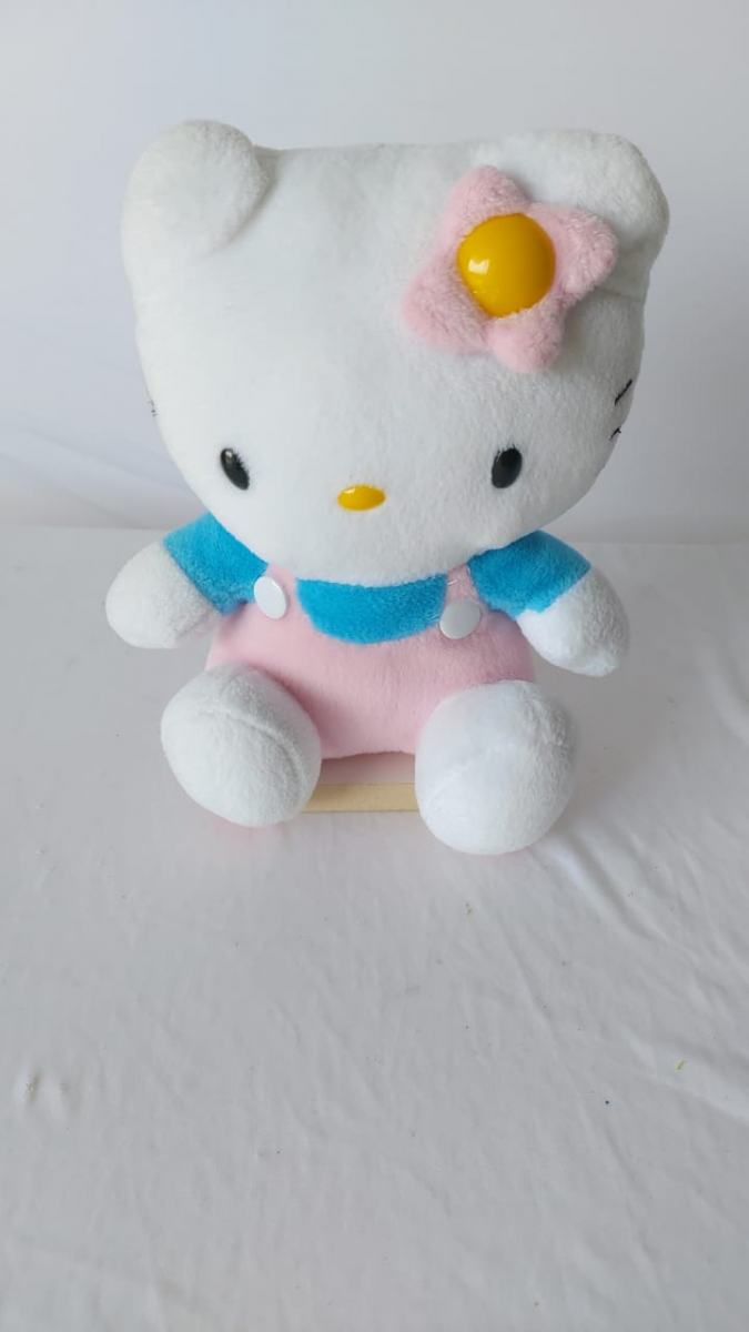 Boneca Hello Kitty Pelúcia P - Boutique festa locações 