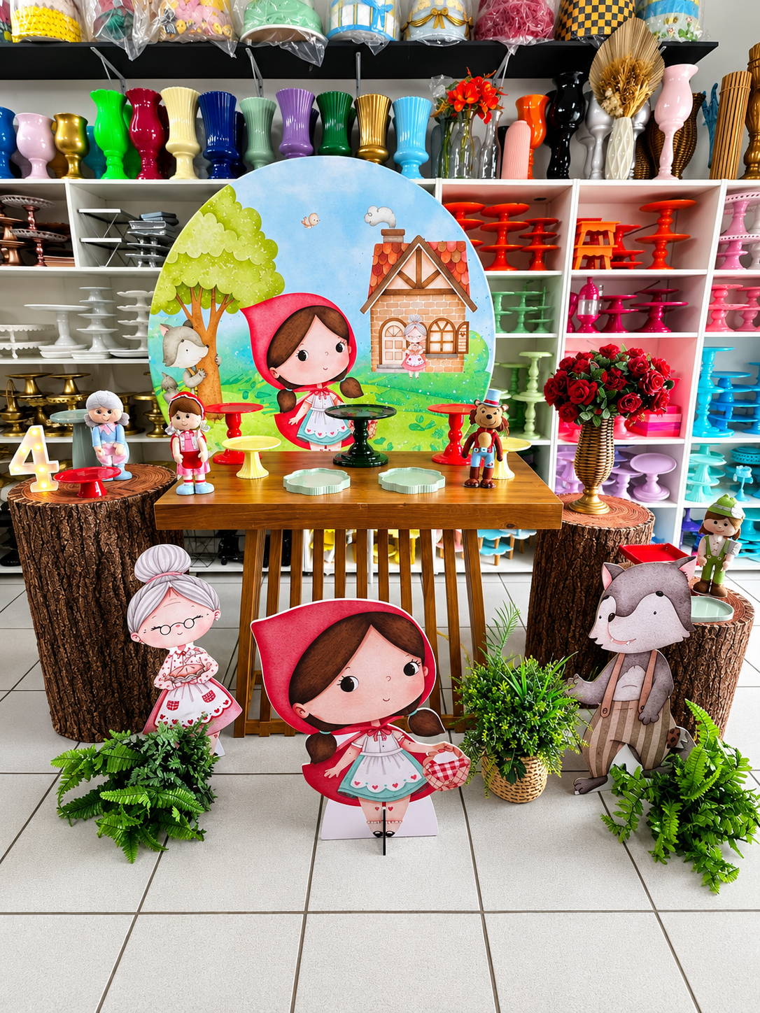 Chapeuzinho Vermelho - Boutique festa locações 