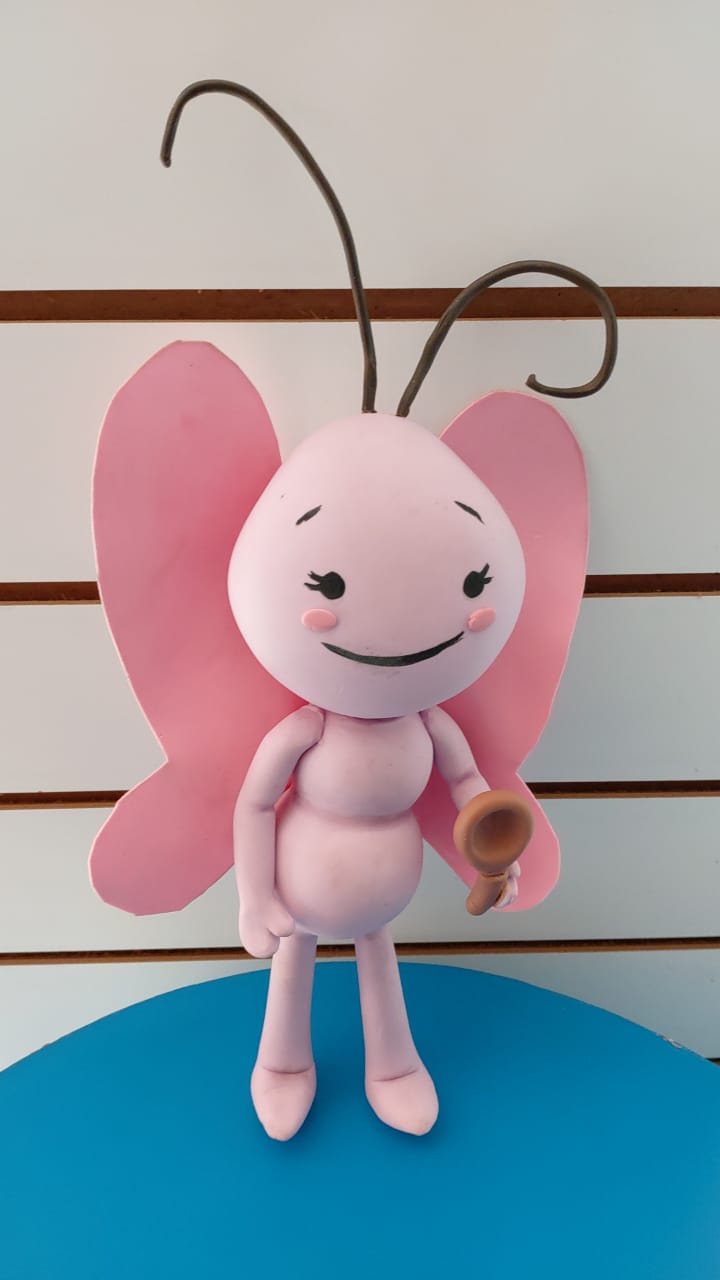 Borboletinha Galinha Pintadinha Biscuit - Boutique festa locações 