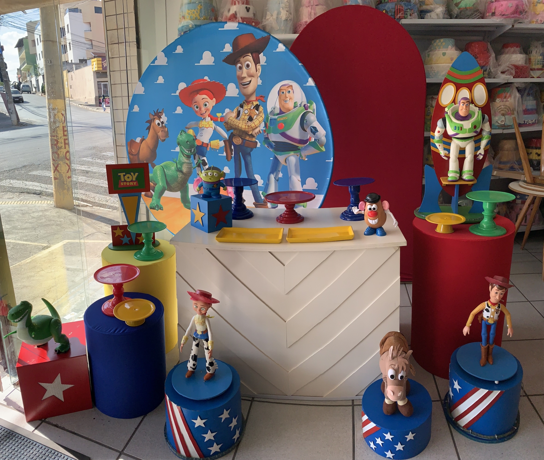 Toy Story - Boutique festa locações 
