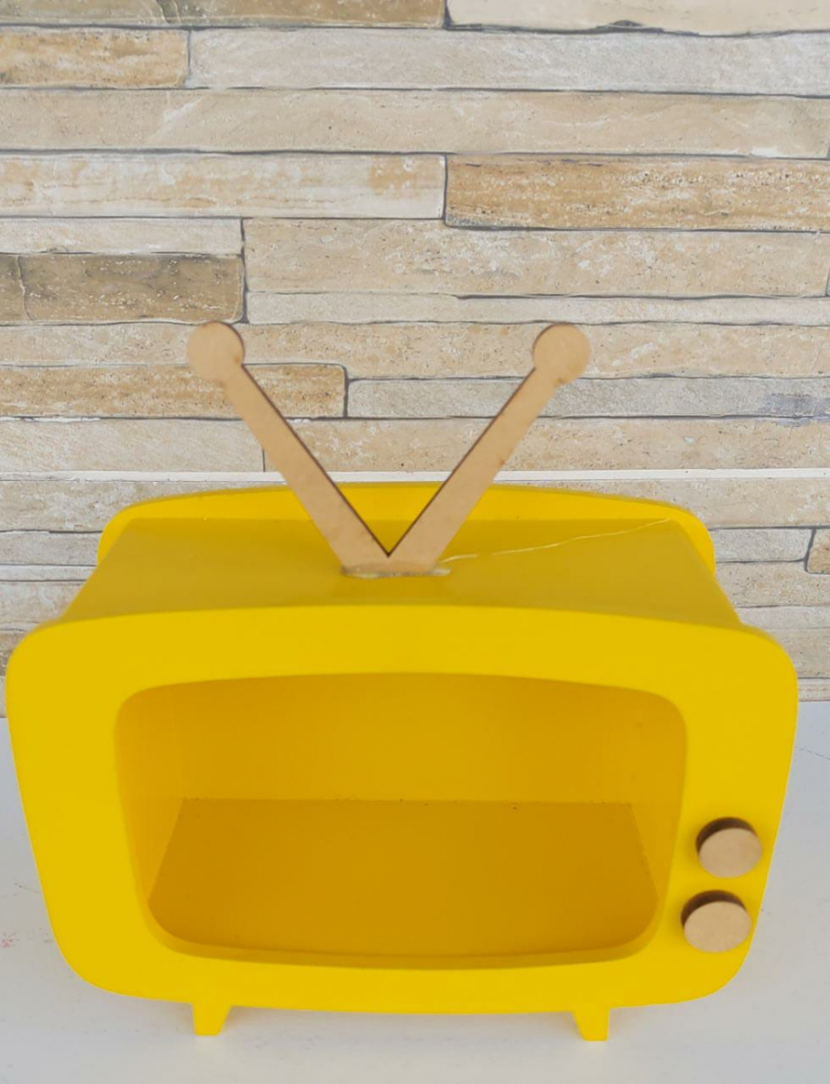 Televisão  Mdf  Amarelo - Boutique festa locações 