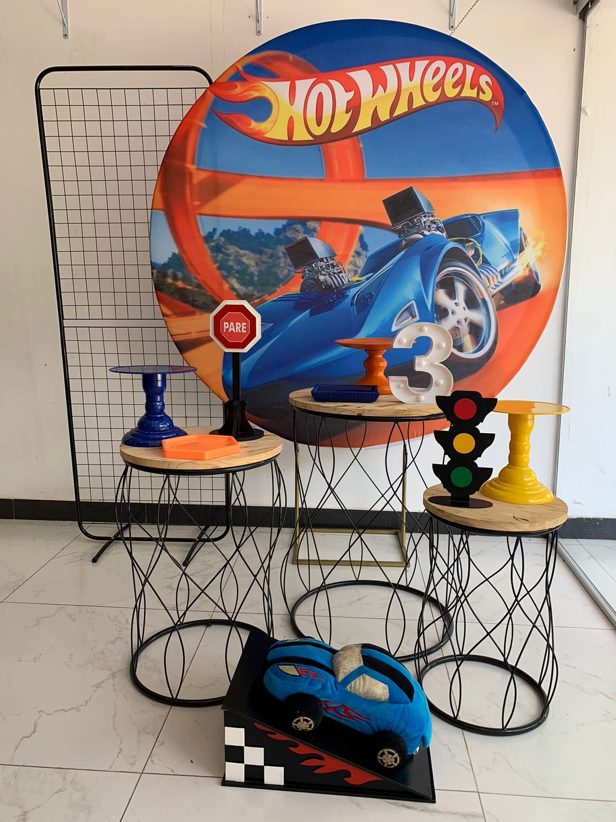 Hotwheels 5 - Boutique festa locações 