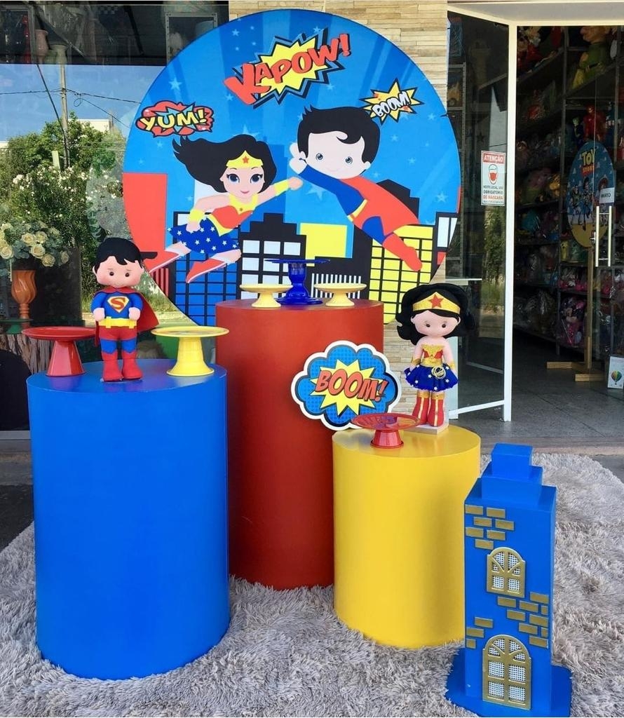 Super  Homem E Mulher Maravilha - Boutique festa locações 