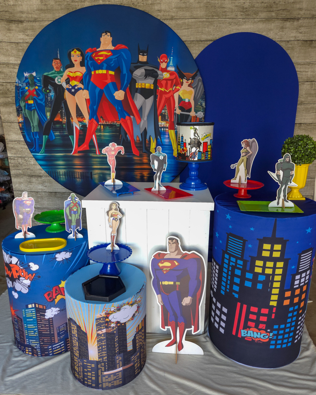 Liga da Justiça - Kit Ouro - Anelan Artes e Decorações