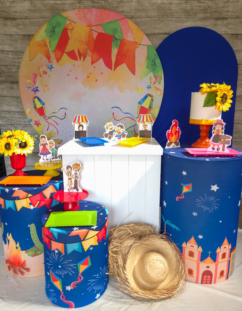 Festa Junina Bandeirinha- Kit Ouro - Anelan Artes e Decorações