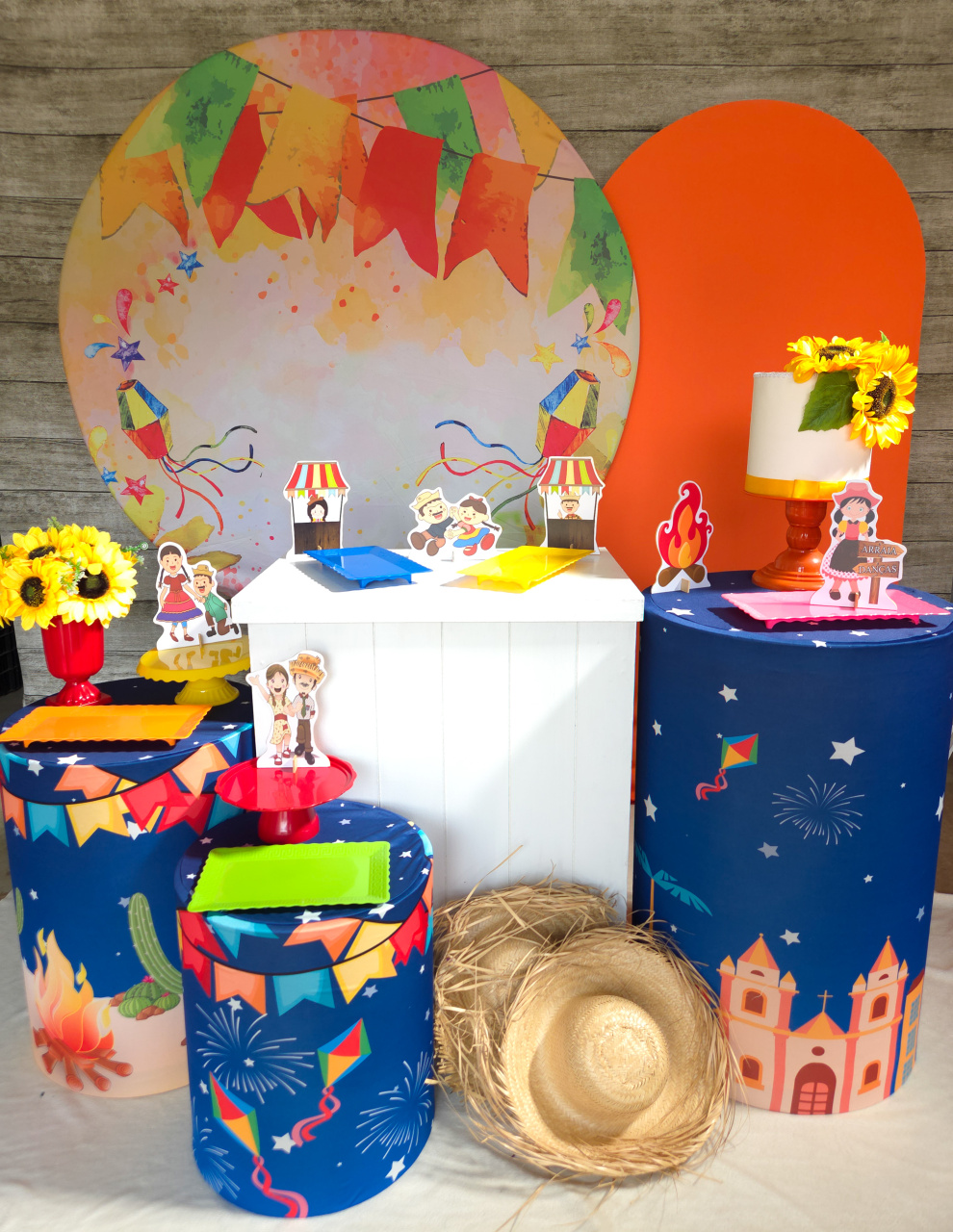 Festa Junina Bandeirinha - Kit Ouro - Anelan Artes e Decorações
